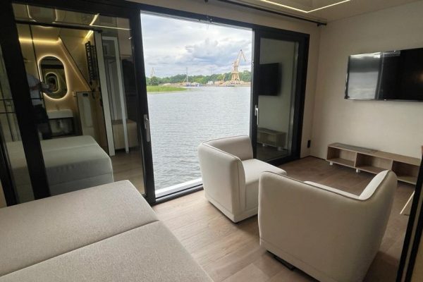 Waterstay Cube Gallery Image