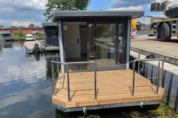 Waterstay Cabin 1 Gallery Image